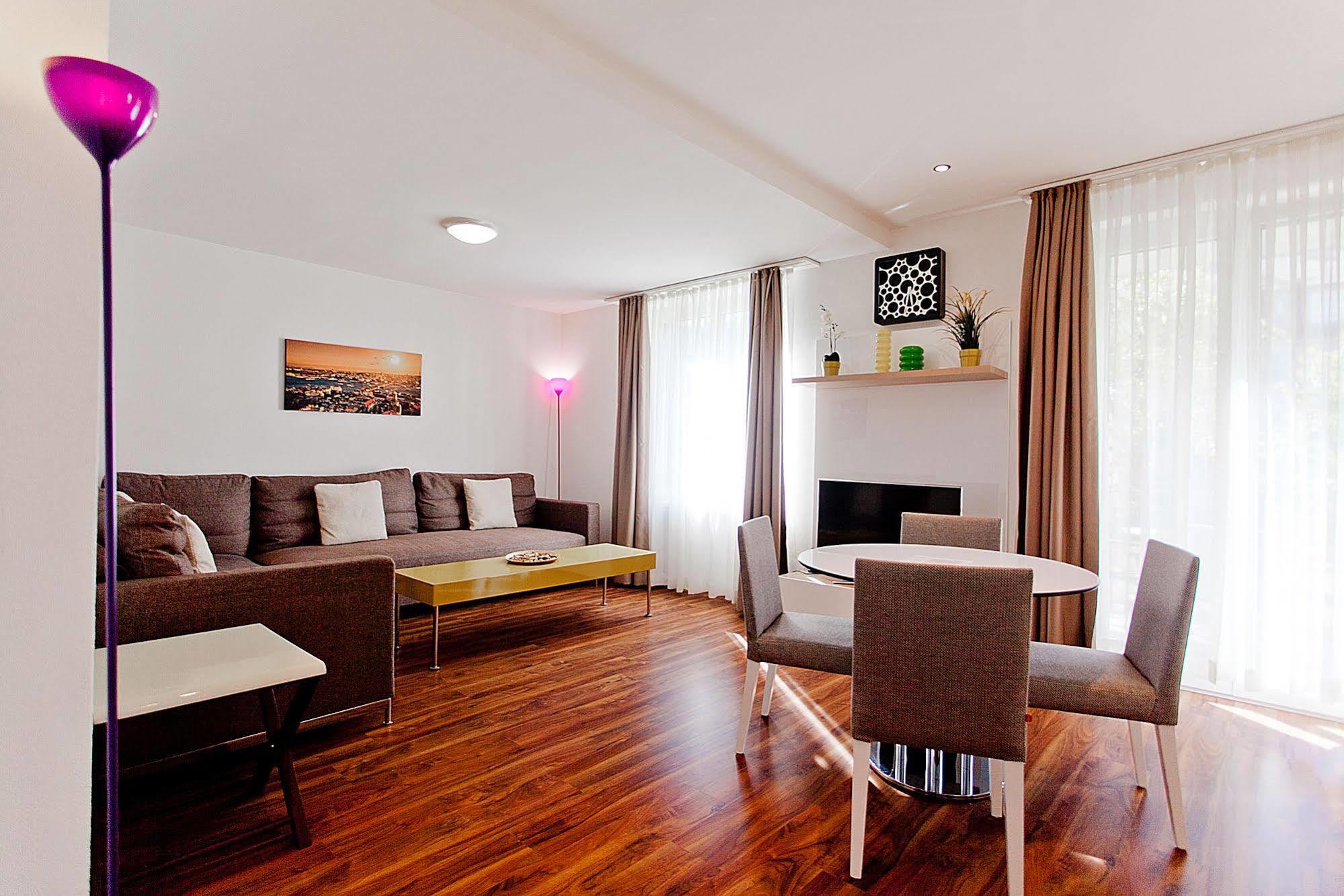 Premium Apartments By Livingdowntown Zürich Exterior foto
