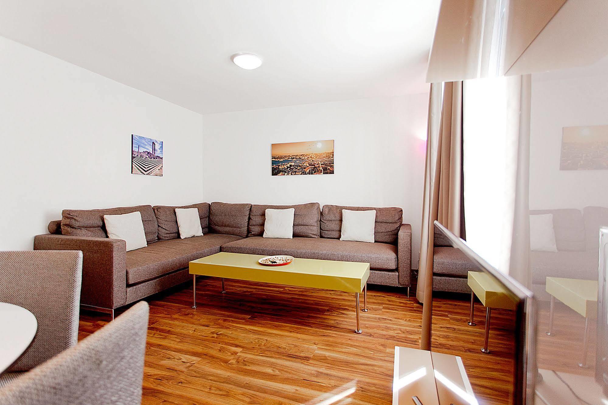 Premium Apartments By Livingdowntown Zürich Exterior foto